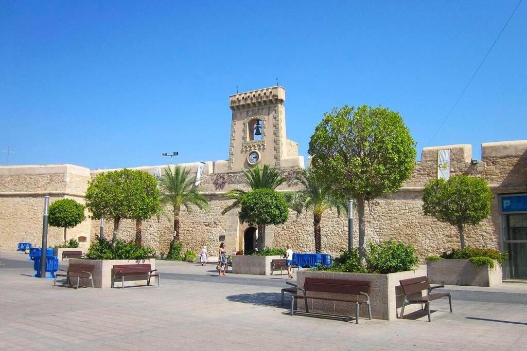 Comodo Apartamento Cerca Del Mar Santa Pola Eksteriør billede